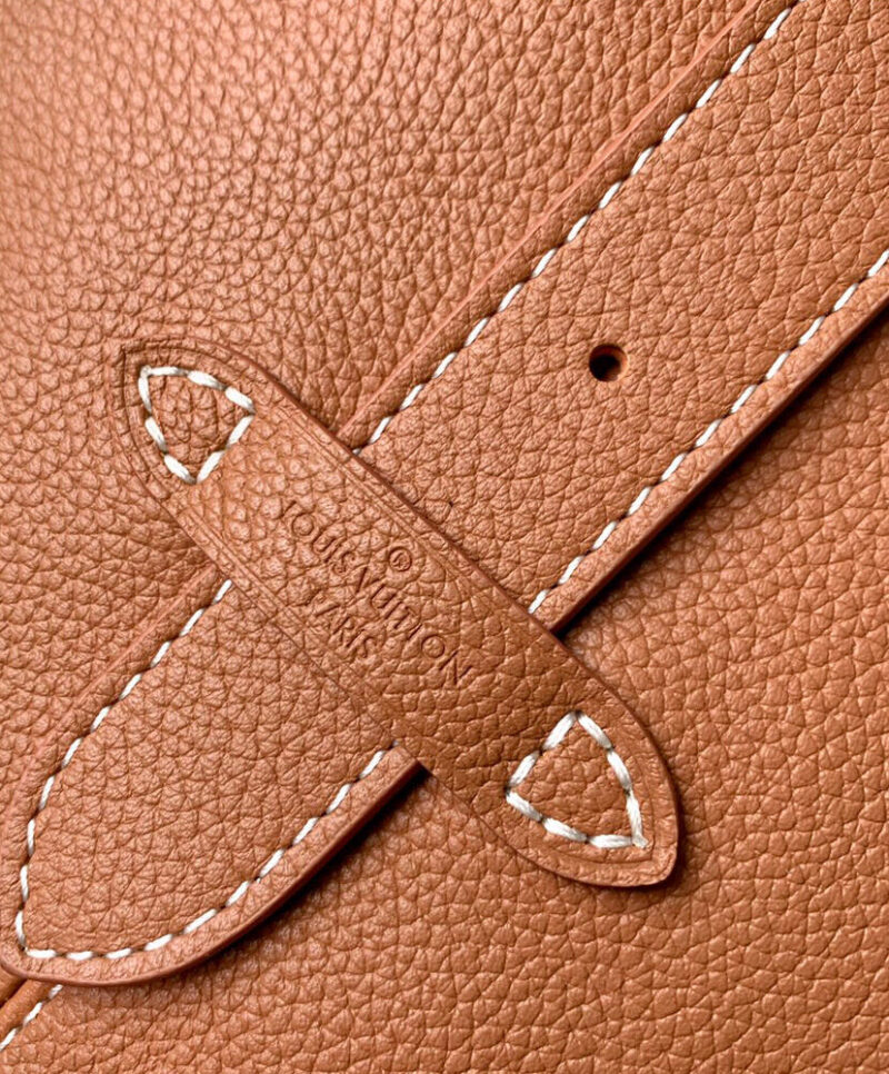 Louis Vuitton Low Key Hobo MM M24856 M24974 M25022